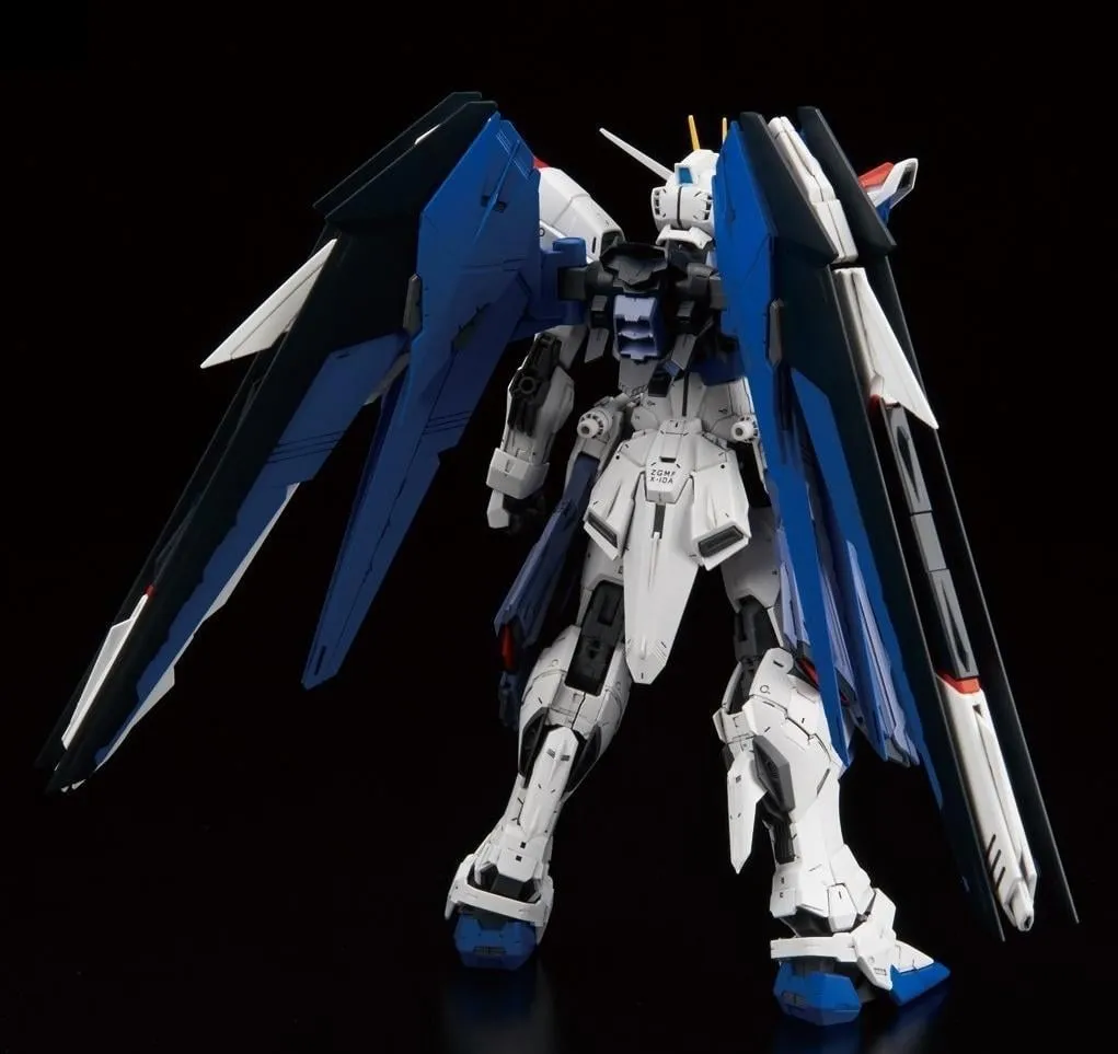 GUNDAM - MG Freedom Gundam Ver 2,0 1/100 - Model Kit